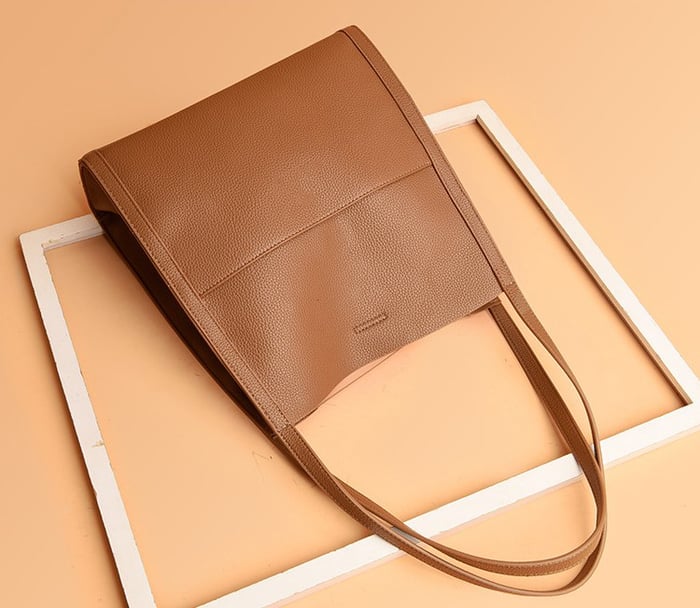 Dame Tote Bag – Elegant og Strukturert Design – Romslig og Allsidig Skulderveske