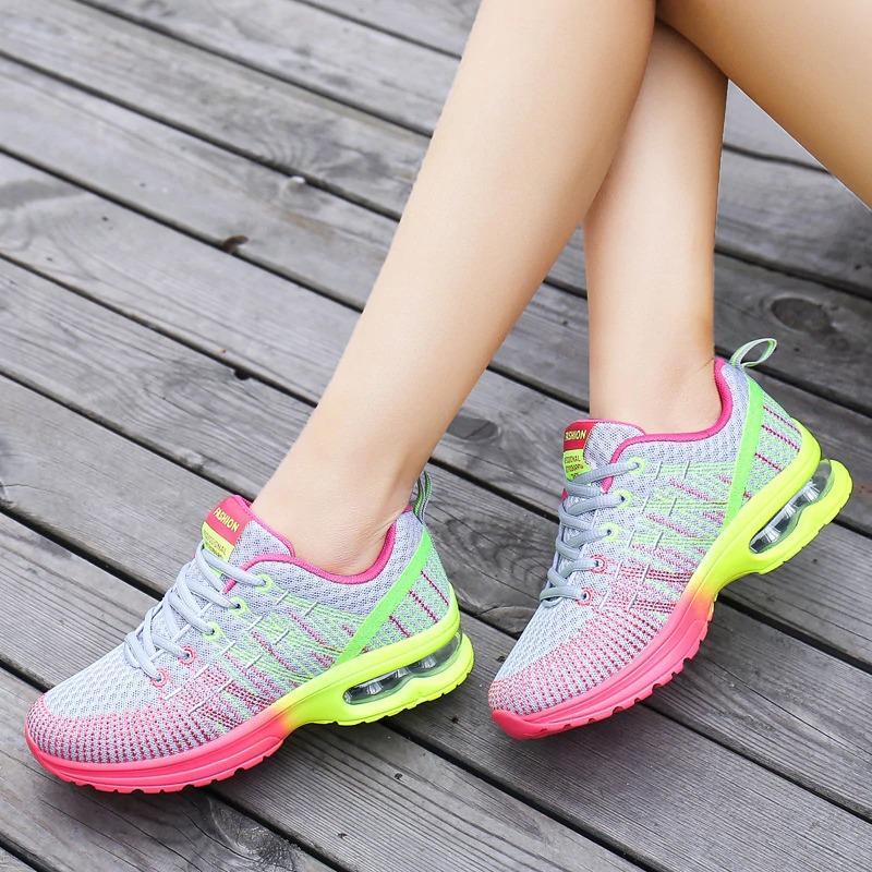 Women's Sneakers – Low Model – Breathable Mesh – Shock-Absorbing Air Sole – Lacing