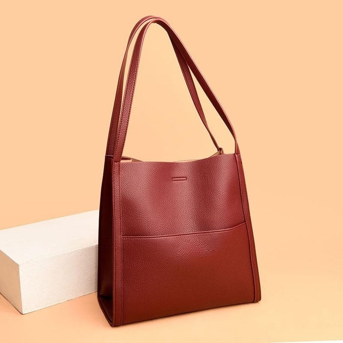 Dame Tote Bag – Elegant og Strukturert Design – Romslig og Allsidig Skulderveske