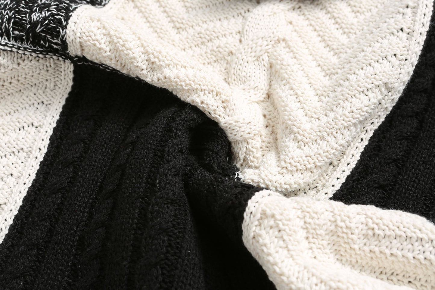 Men's Sweater with Hood – Knitted Design – Patchwork Pattern – Comfortable Fit