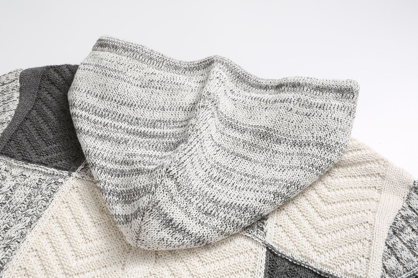 Men's Sweater with Hood – Knitted Design – Patchwork Pattern – Comfortable Fit