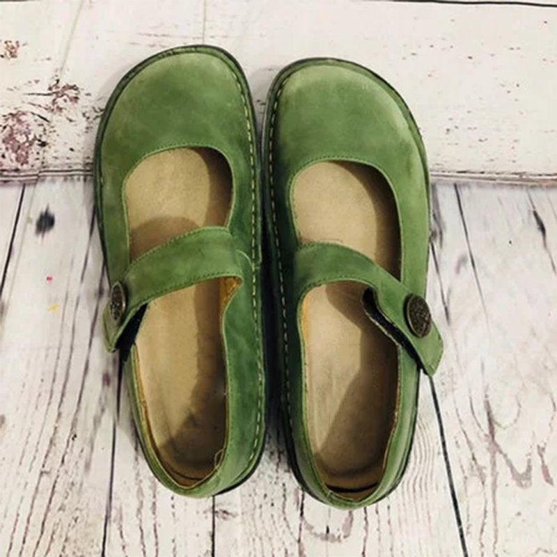 Women's Mary Jane Shoes – Round Toe – Adjustable Strap – Supportive Sole – Padded Interior