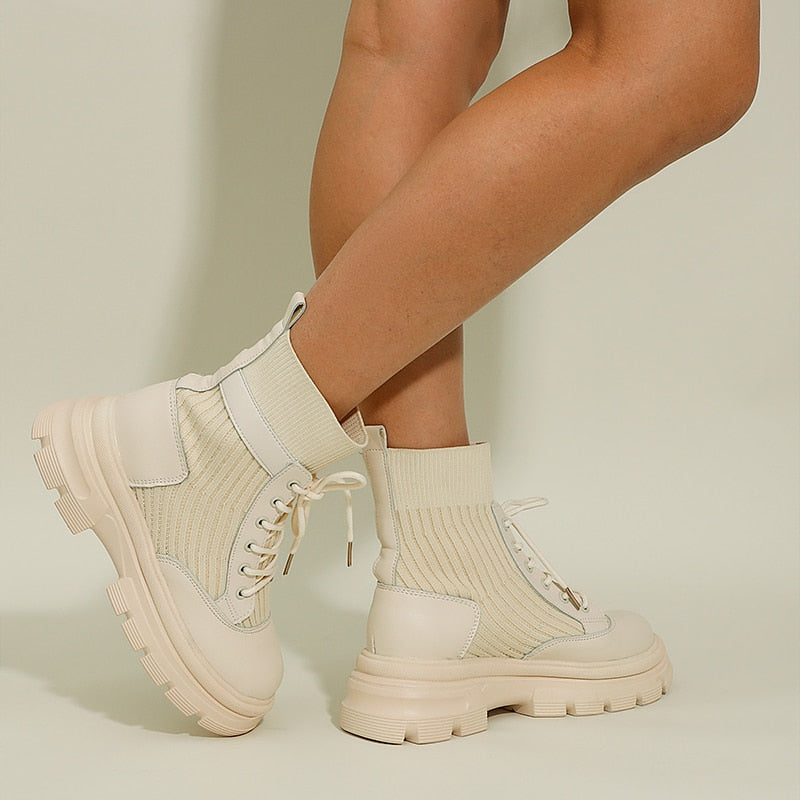 Esther - Stylish leather boots with laces