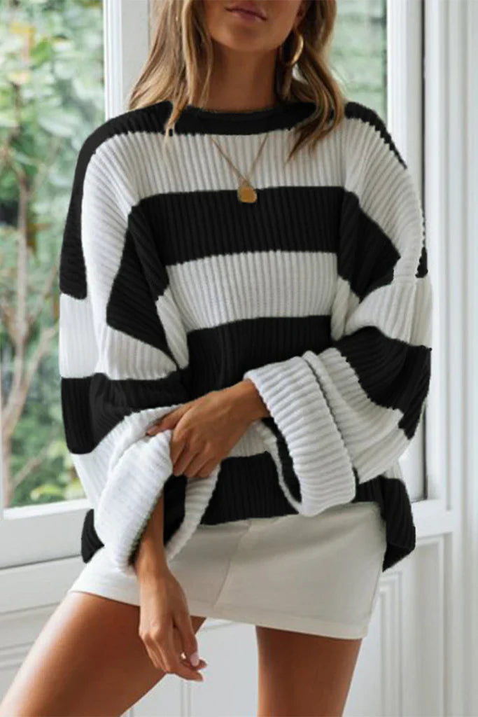 Women's Sweater – Oversized Fit – Knitted Rib Structure – Long Sleeves – Round Neck