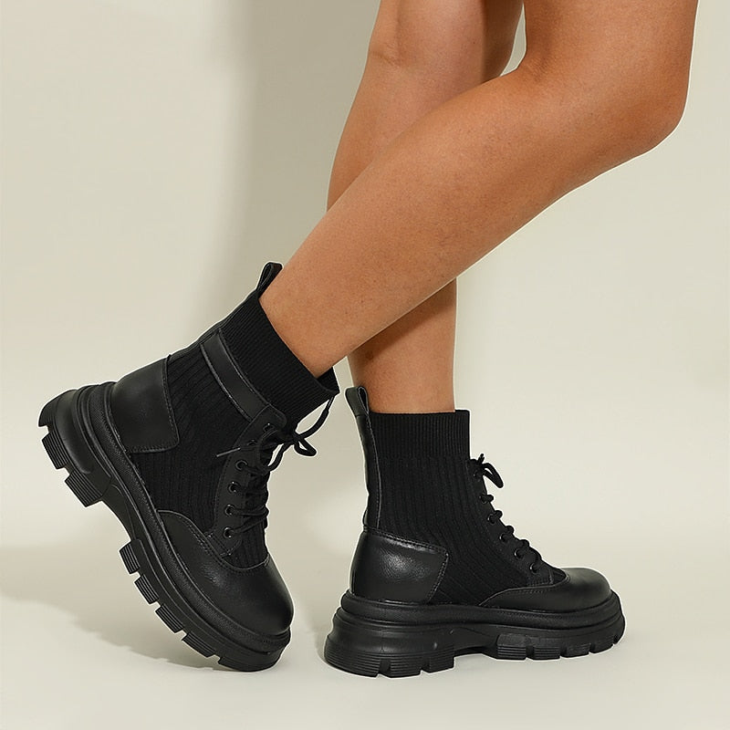 Esther - Stylish leather boots with laces