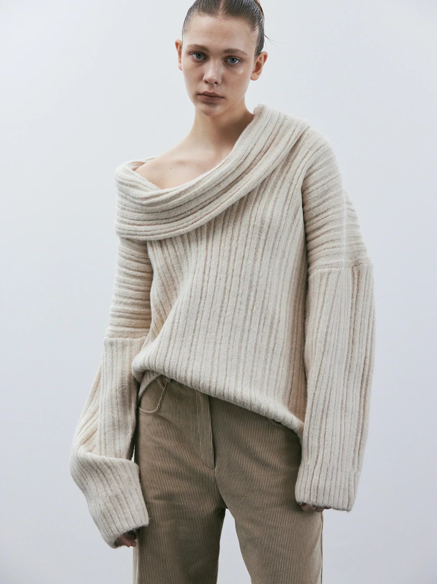 Women's Sweater – Oversized Fit – Ribbed Knit Wool – Off Shoulder Design