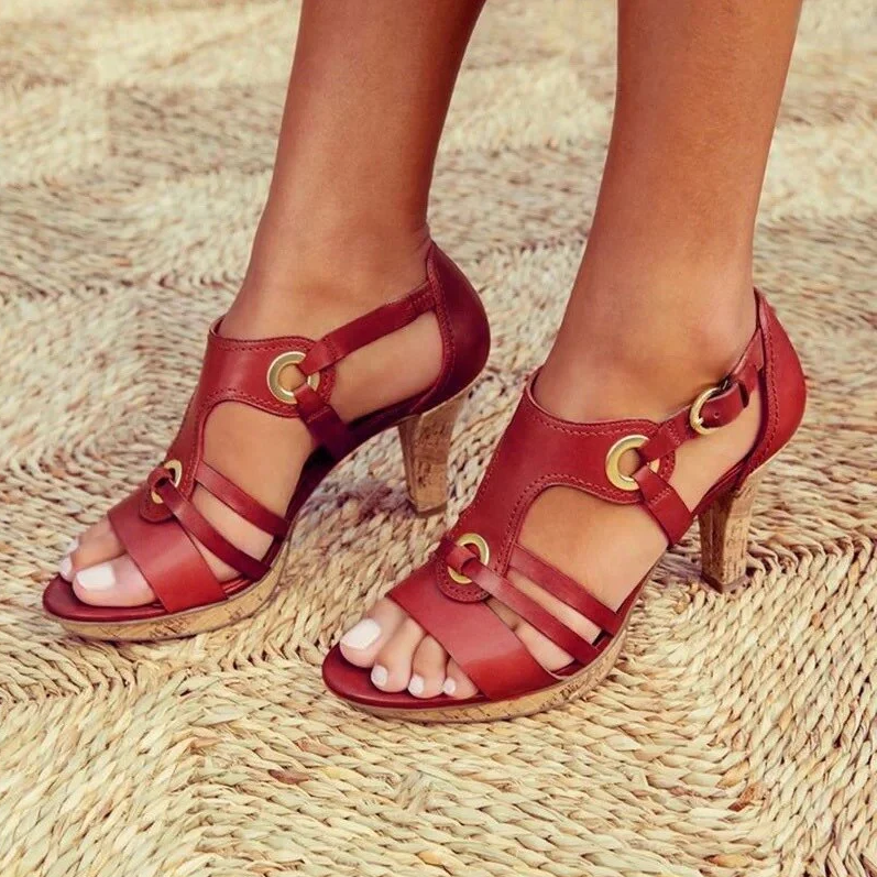 Women's Sandals – Open Toe – Block Heel in Natural Material – Modern Strap Design