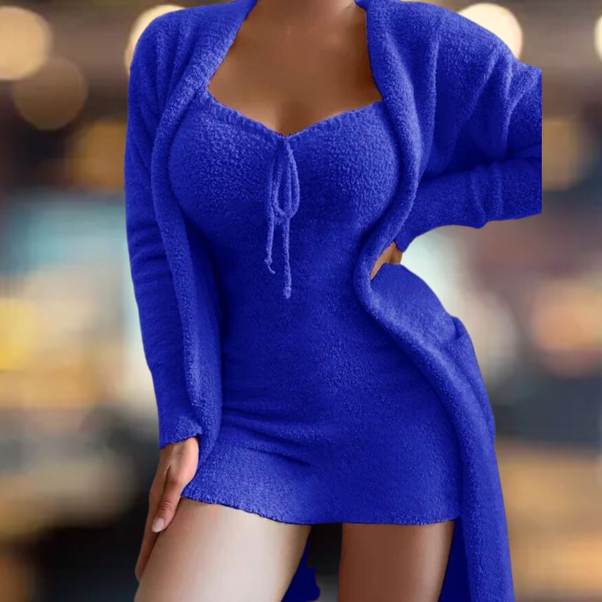 Dame Bodycon Kjole - Teksturert Mykt Stoff - Sweetheart Hals - Mini Lengde med Cardigan