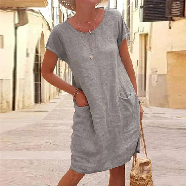 Women's Dress – Natural Fibers – Straight Fit – Knee-Length – Short-Sleeved with Pockets