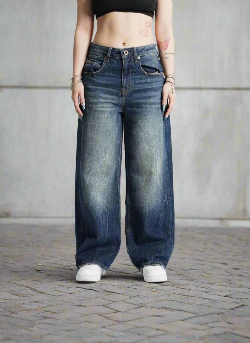 Unisex Wide Jeans – Baggy Fit – High Waist – Comfortable and Casual Denim