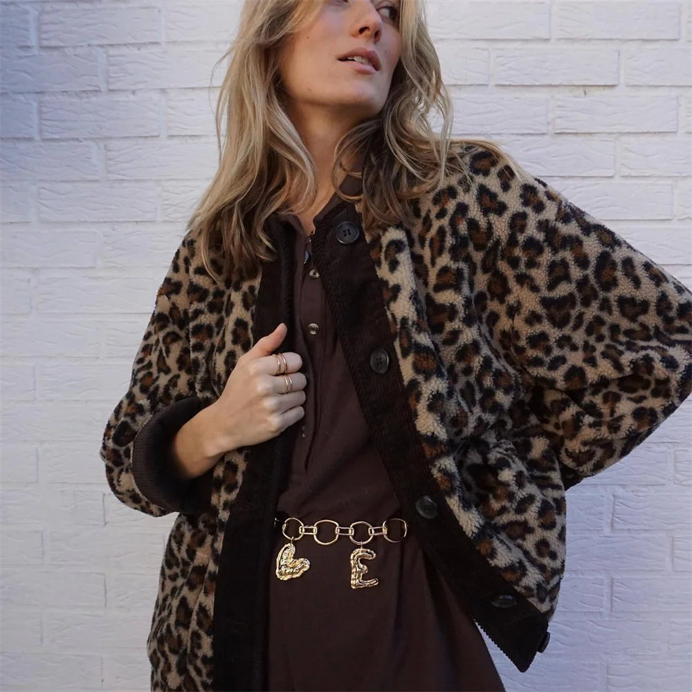 Women's Jacket – Oversized Fit – Faux Fur – Leopard Print – Button Front