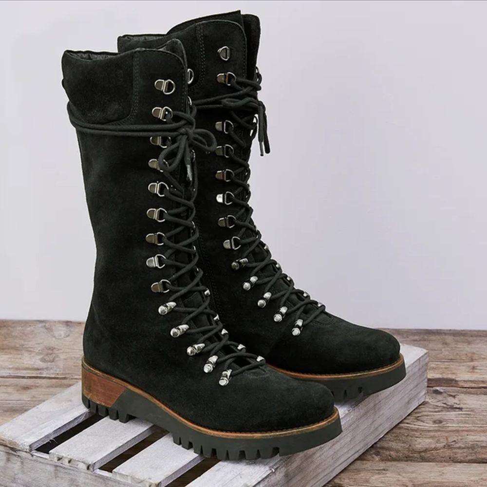 Women's Knee-High Lace-Up Boots – Suede Leather – Robust Sole – Zipper – Comfortable Fit