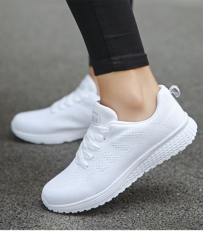 Women's Sneakers – Breathable Mesh – Low Model – Light and Supportive Fit – Lacing