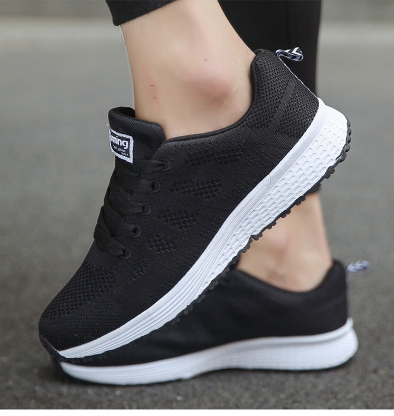 Women's Sneakers – Breathable Mesh – Low Model – Light and Supportive Fit – Lacing