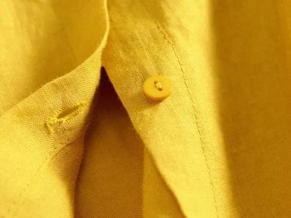 Women's Blouse - Light and Airy - Peter Pan Collar - 3/4 Sleeves - Button Closure