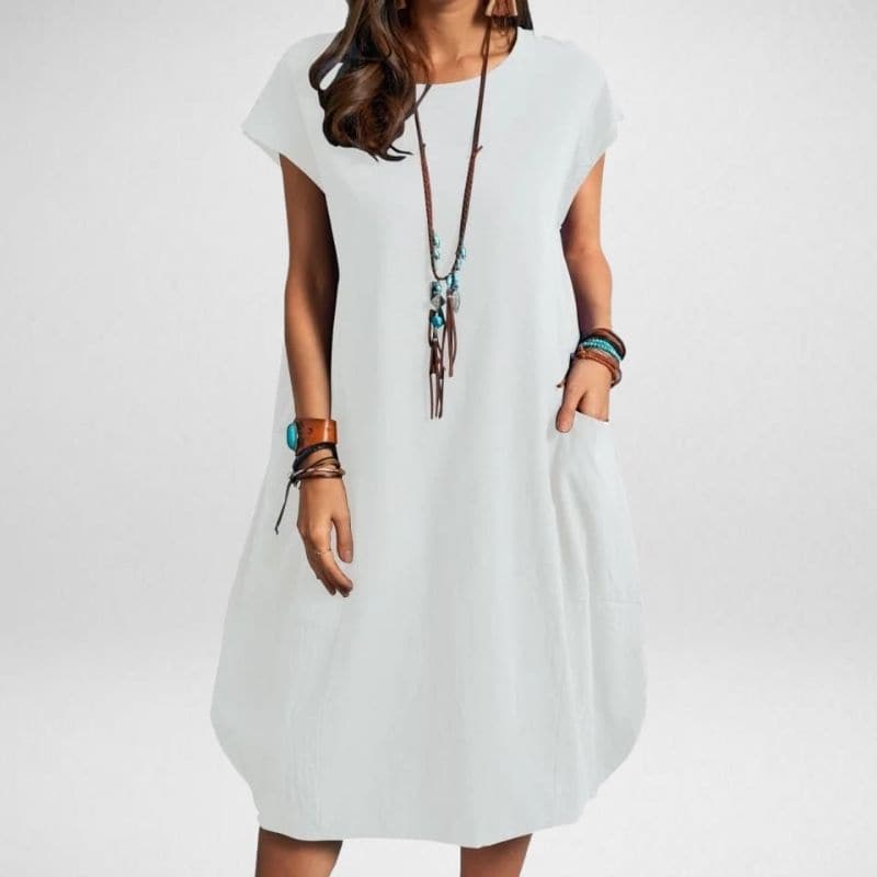 Women's Maxi Dress - Loose Fit - Round Neck - Knee-Length with Short Sleeves and Pockets