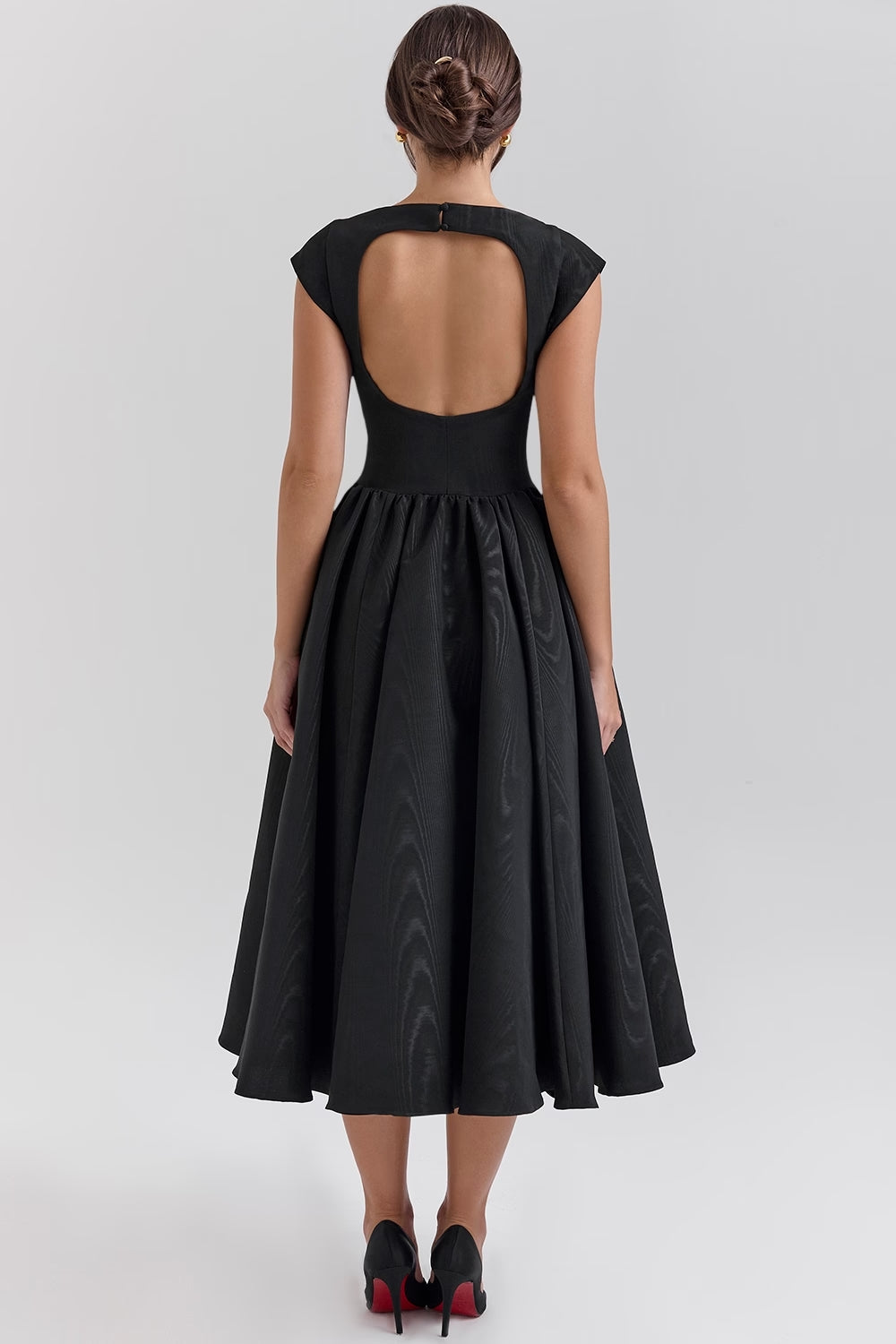Dress for Women – Satin-like Fabric – Sleeveless – A-line Fit – Midi Length