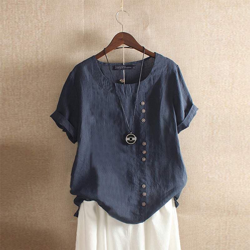 Klara - Blouse in high-quality cotton with attractive button closure