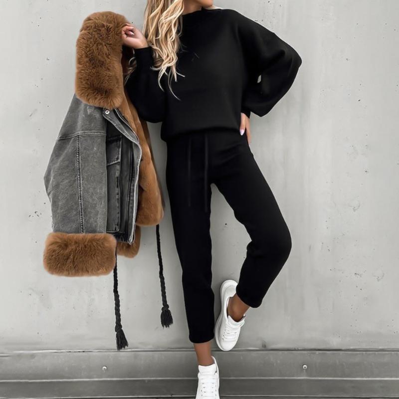 Women's Cozy Suit - Loose Sweater with Balloon Sleeves - High-Waisted Joggers with Drawstring