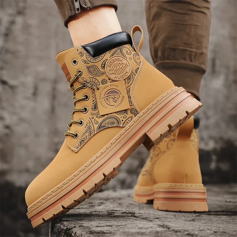 Men's Boots - Durable Leather - Thick Rubber Sole - Lacing with Metal Eyelets - High Shaft