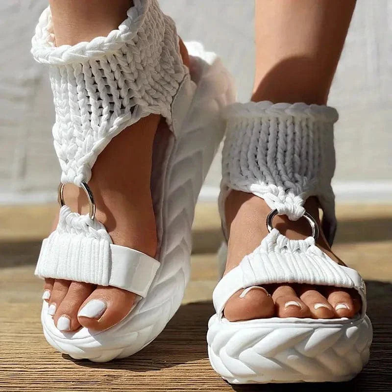 Women's Sandals – Knitted Upper – Adjustable Fit – Extra Thick Sole – Trendy Design