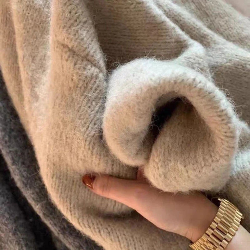 Women's Knitted Cardigan - Oversized Fit - V-neck Open Front - Long Sleeves