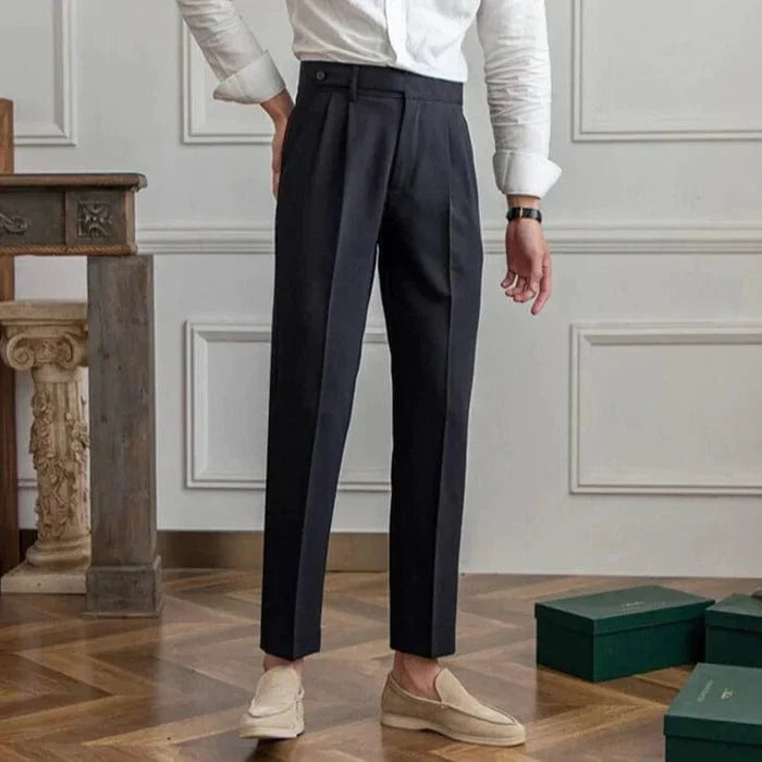 Men's Trousers - Classic Cut - Pleated Front - Full Length - Elegant and Comfortable