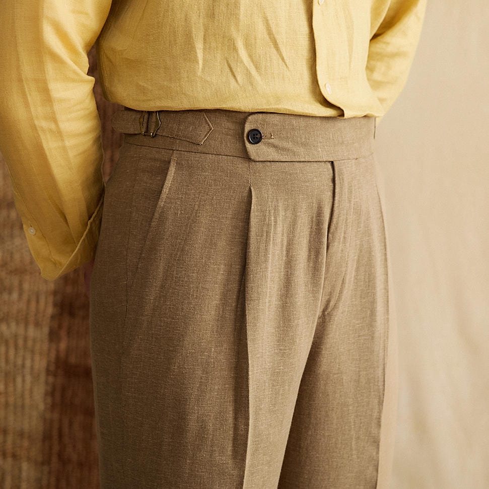 Men's Trousers - Classic Fit - High Waist - Pleat Details - Turned-Up Hem - Wool Blend