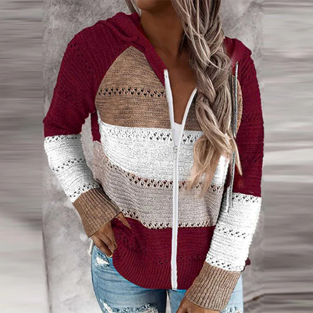 Women's Sweater – Relaxed Fit – Knitted Cotton – V-neck – Textured Pattern