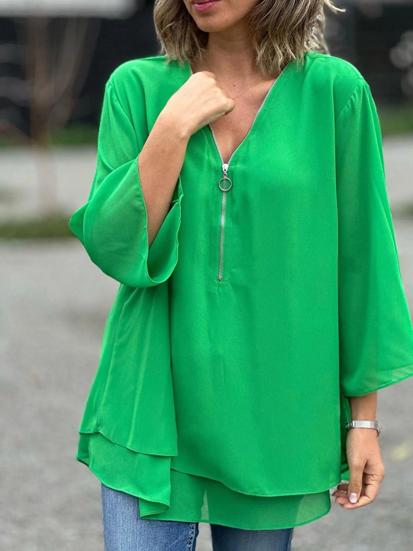 Women's Blouse – Chiffon – Loose Fit – V-neck with Zipper – 3/4 Sleeves – Layered Hem
