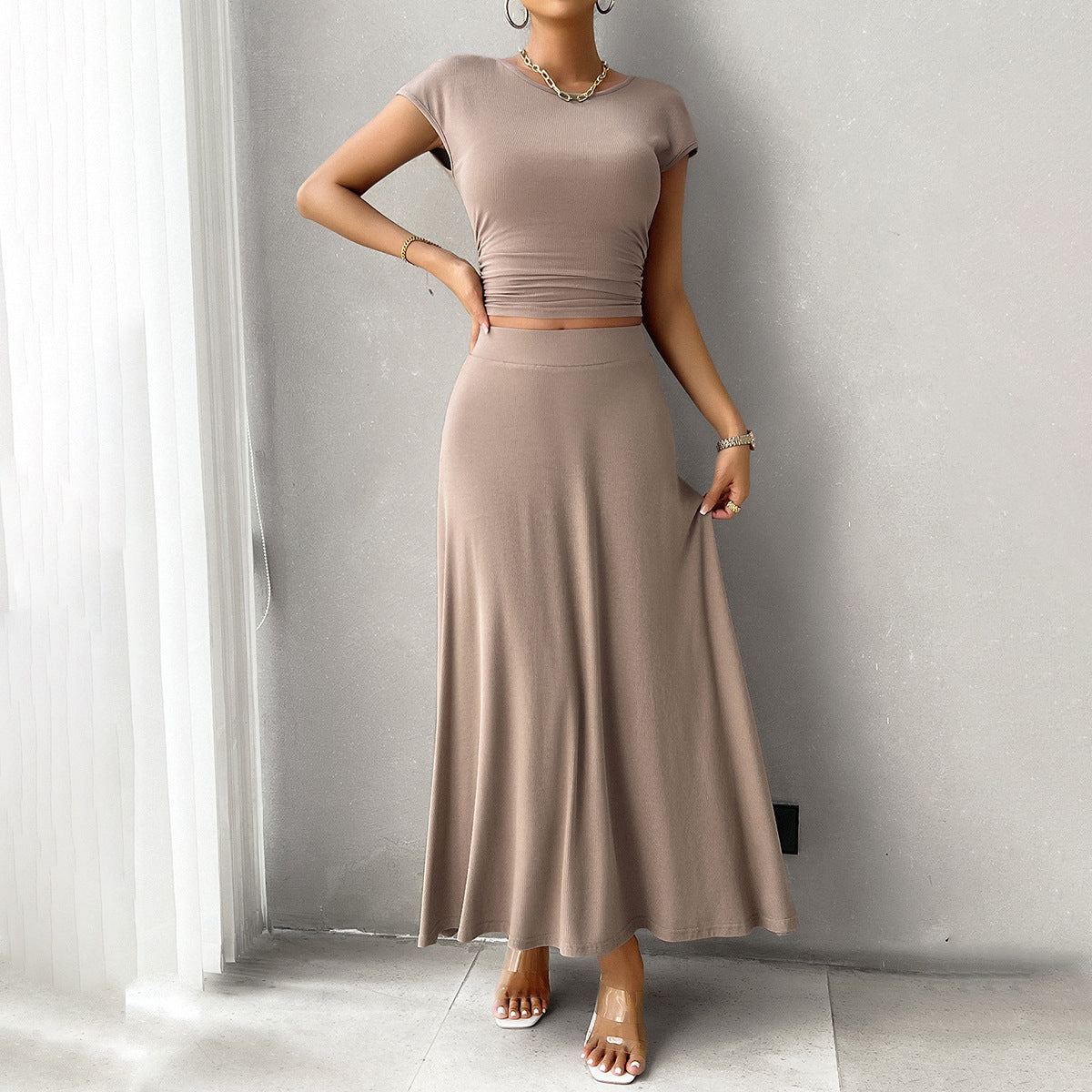 Dress Set Women – Slim Fit Crop Top – Ruched Detail – Long Flowing Skirt