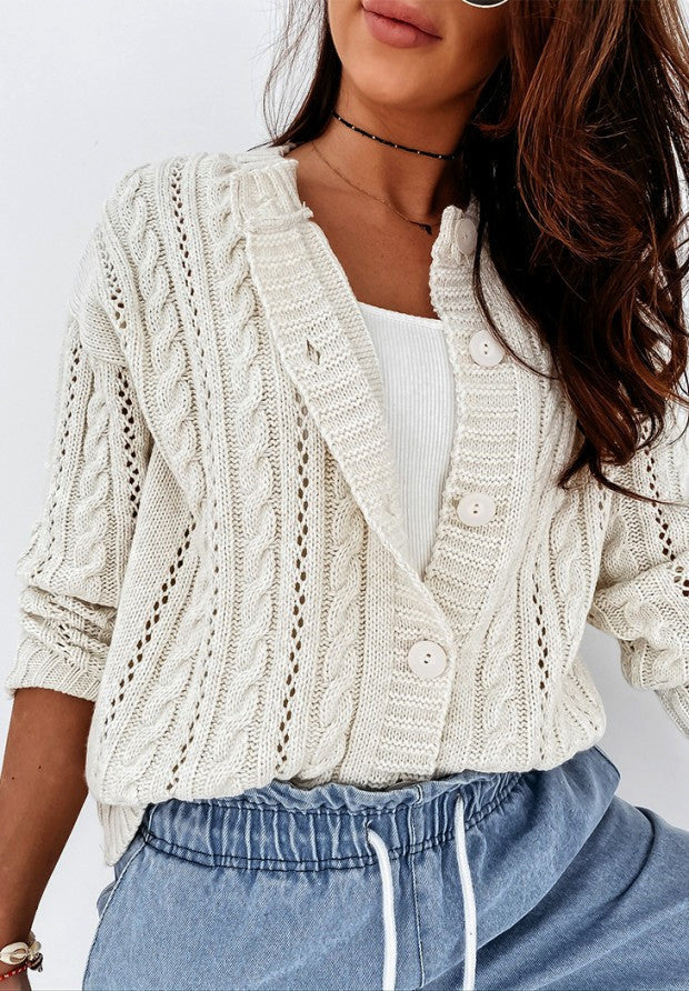 Women's Cardigan – Wool Knit – Relaxed Fit – Cable Knit – Button Opening