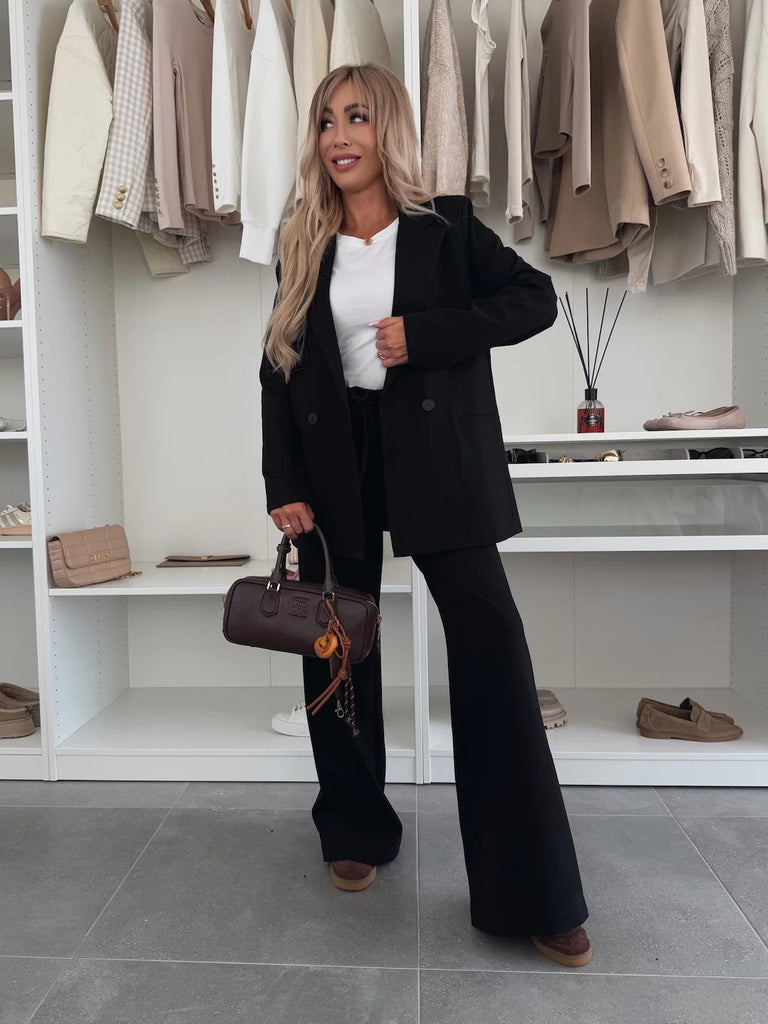 Women's Blazer – Oversized Fit – Wide Cut – Wool Blend – Double-Breasted – Formal Style