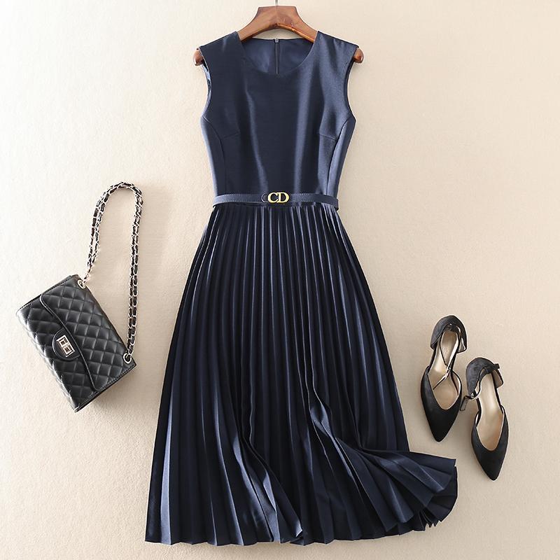 Dress for Women – Sleeveless Midi Dress – Flattering Cut – Pleated Skirt – Exclusive Fabric