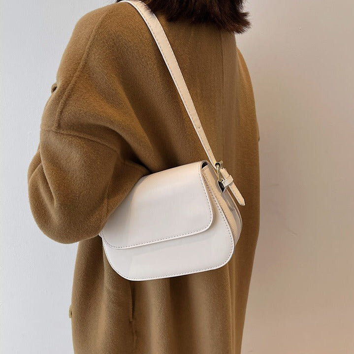 Women's Crossbody Bag – Elegant Design – Adjustable Strap – Flap Closure – Metallic Details