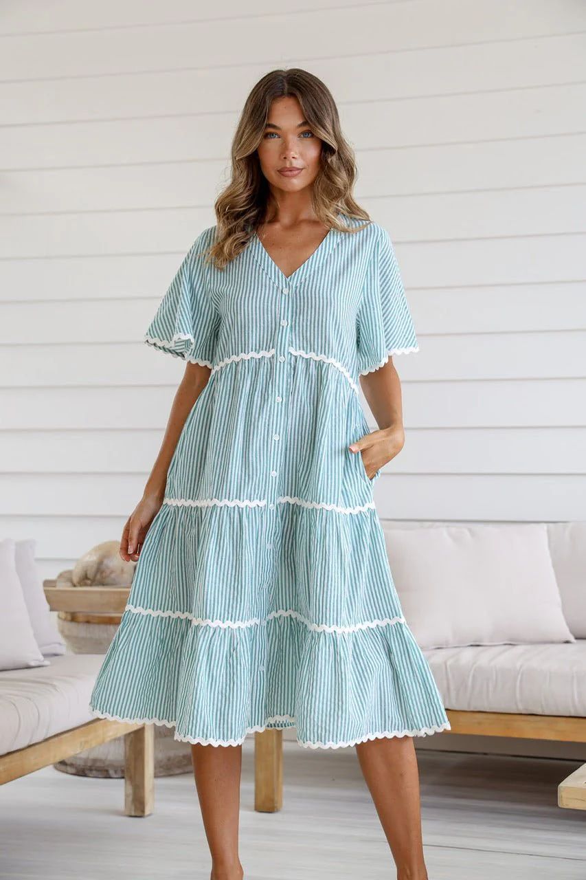 Dress for Women – V-neck – Loose Fit – Lace Trim – Knee-length with Ruffles
