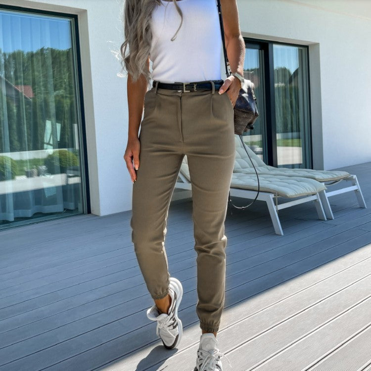 Women's Pants – Cropped Fit – Slim and Tapered – Stretch – Elastic Waist – Pockets
