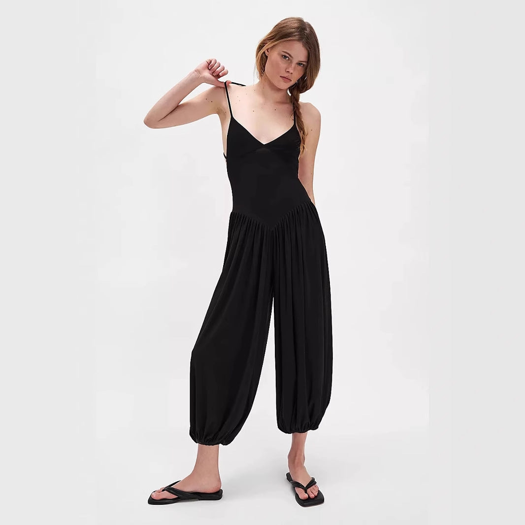 Dame jumpsuit – vid ben – ryggløs – spaghetti-stropper – lett og pustende