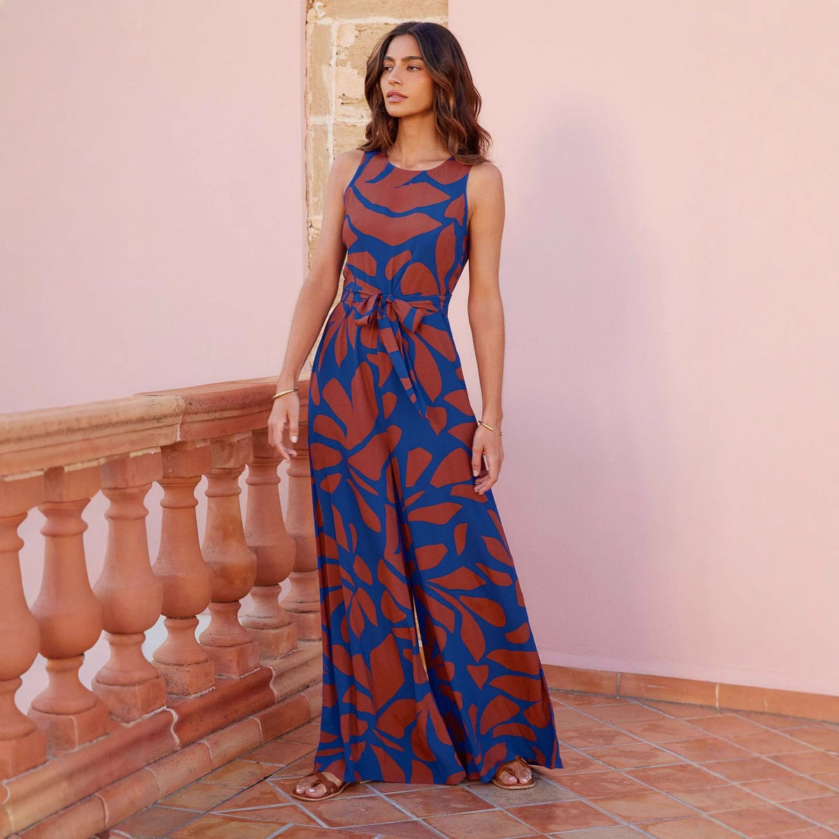 Dame Jumpsuit – Ermeløs – Bred Ben – Midjebelte – Abstrakt Mønster – Full Lengde