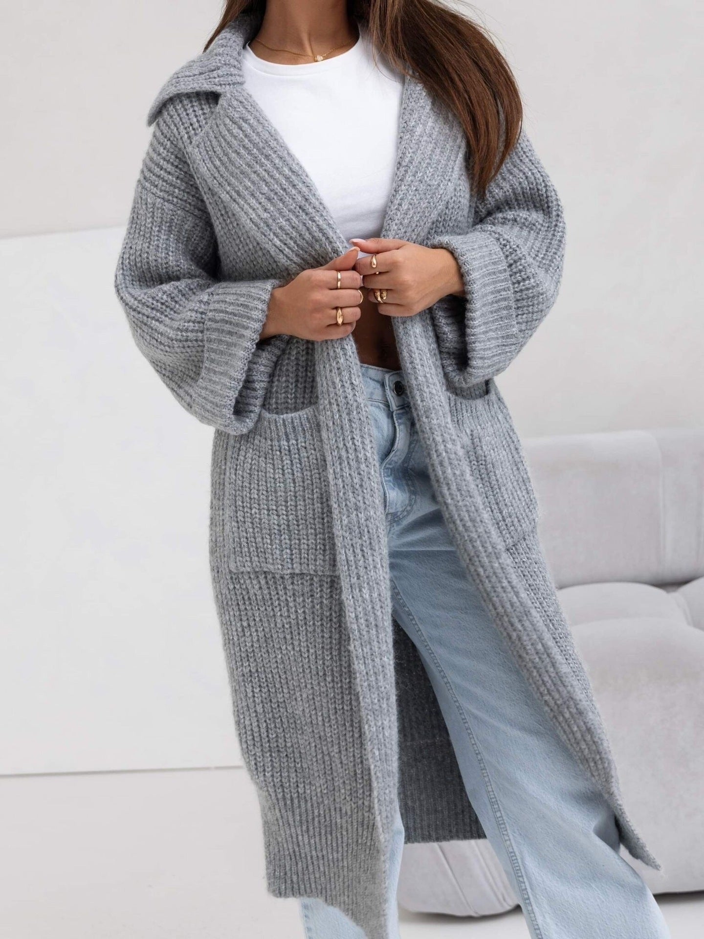 Women's Long Knitted Coat – Wool Blend – Oversized Fit – Hood and Pockets
