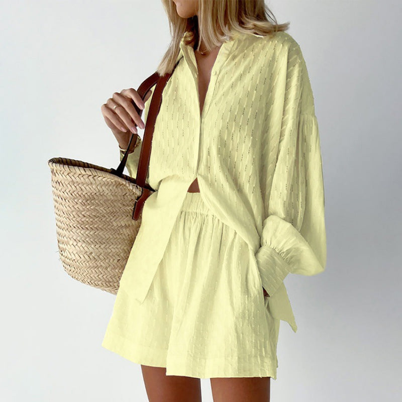 Women's set with blouse and shorts – Jacquard fabric – Relaxed fit – Puff sleeves