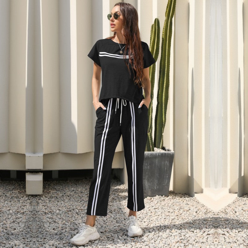 Women's Lounge Set – Soft Knit – Relaxed Fit – Drawstring Waist – Side Panels