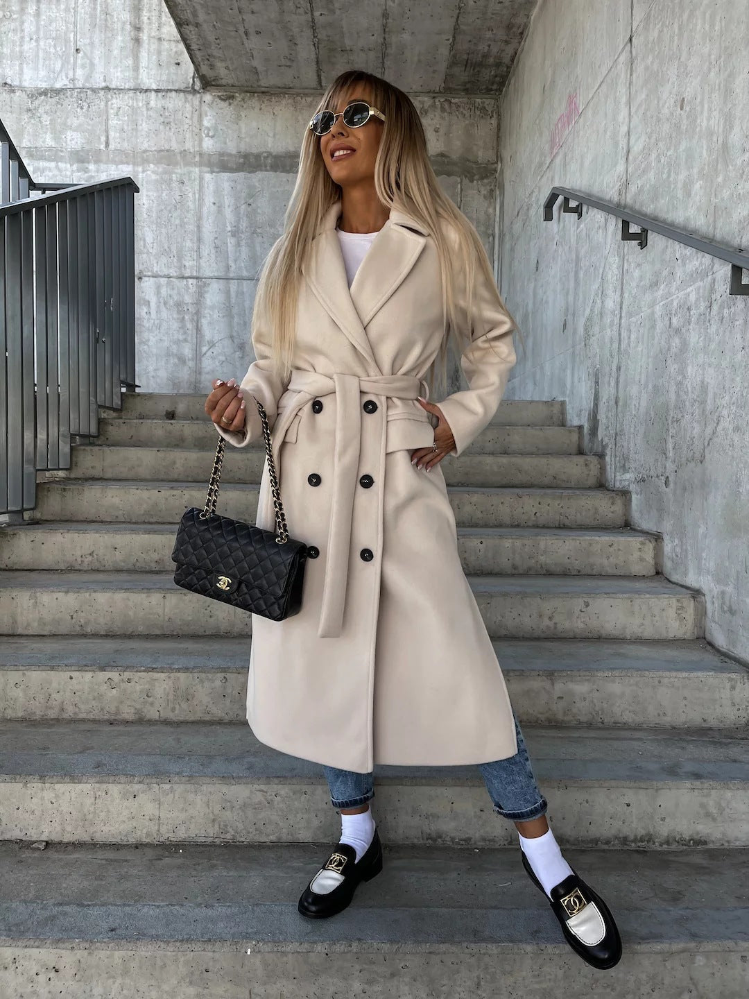 Women's Wool Coat – Tailored Fit – Belted Waist – Buttons – Full Length