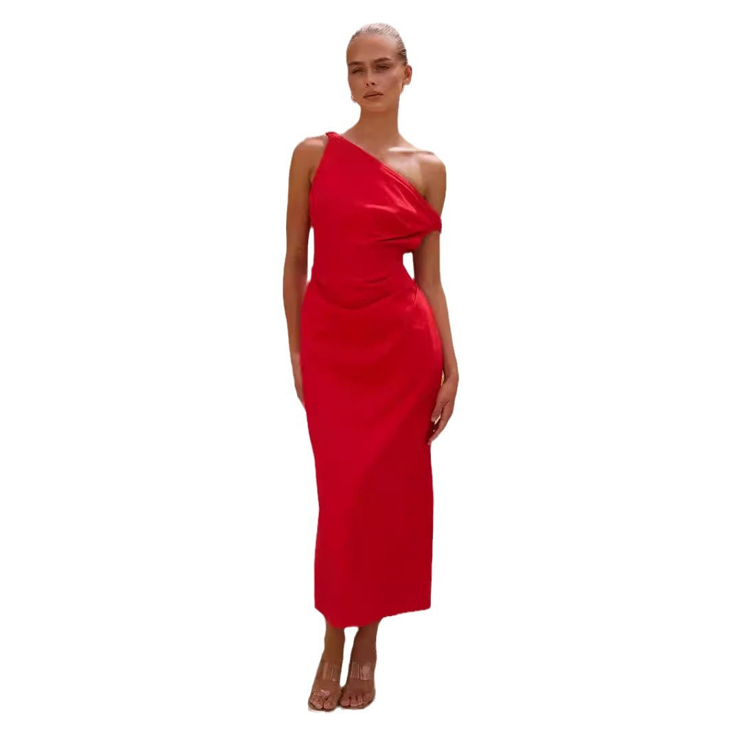 Kjole for dame – Midilengde – Smal passform – Én skulder – Drapert liv – Elegant stil