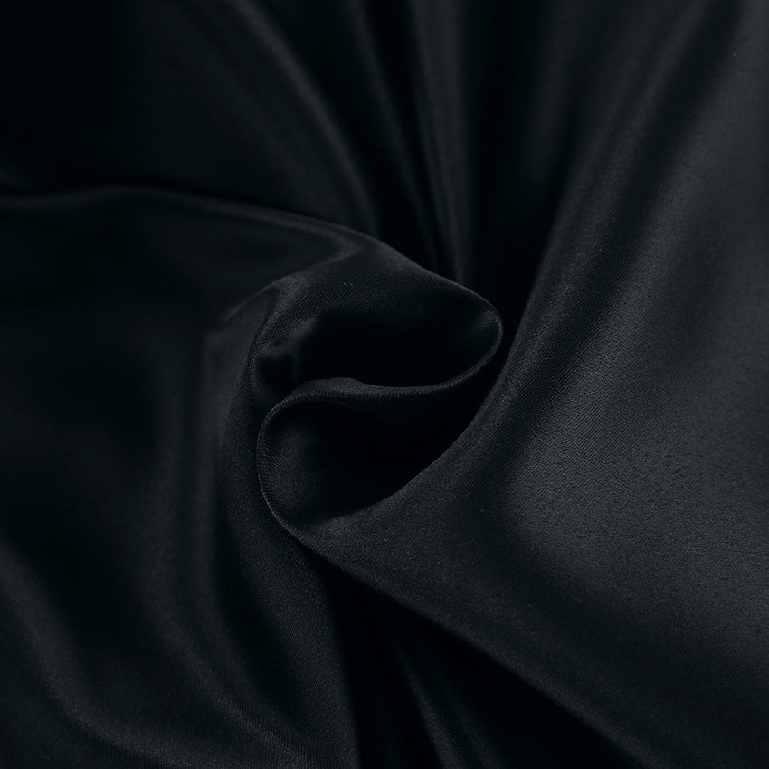 Kjole for dame – Halterneck – A-linje passform – Ryggløs – Kort elegant festkjole