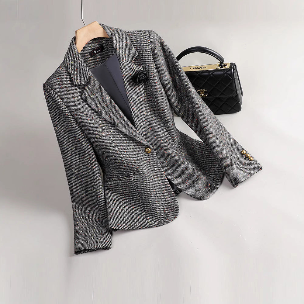 Women's Blazer – Tailored Fit – Luxurious Fabric – Single Button – Button Details