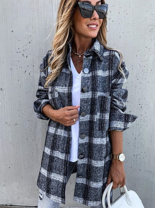 Women's Coat – Check Pattern – Oversized Fit – Wool Texture – Knee Length – Casual