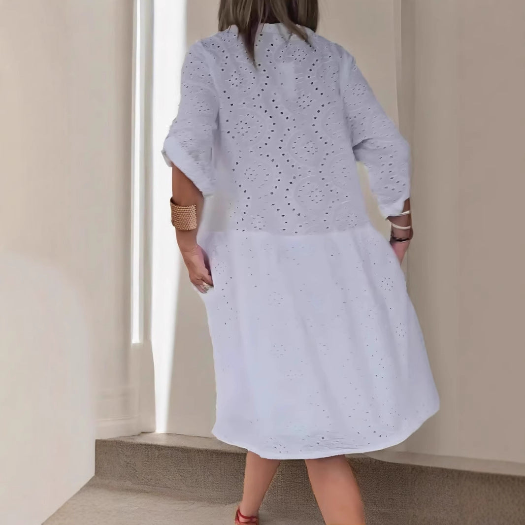Kjole for dame – Midilengde – A-linje passform – Brodert hullmønster – V-hals med knapper