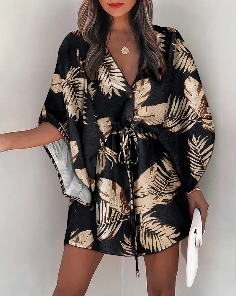 Dress woman – Mini dress with loose fit – V-neck – Lace waist – Ruffle sleeves