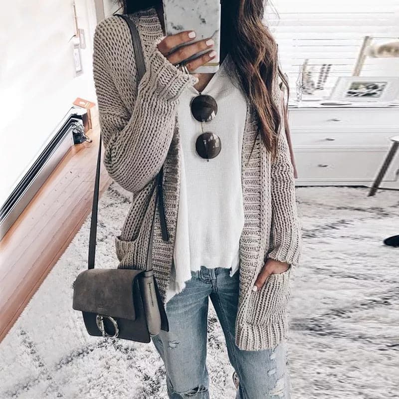 Harriett - Soft and Stylish Women's Cardigan
